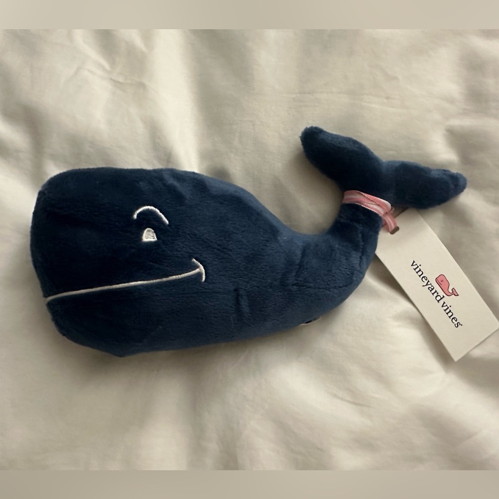 Vineyard vines small plush whale toy 9” stuffed animal